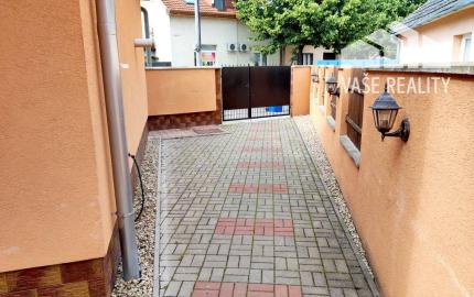 REZERVOVANÉ...Rodinný dom po rekonštrukcii v blízkom centre, Piešťany