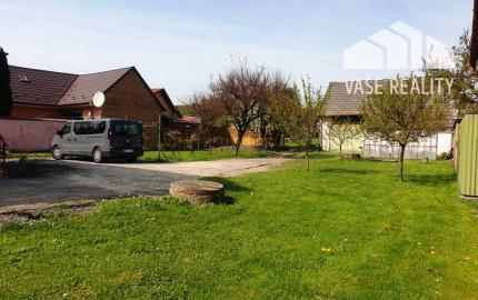 2-podlažný rodinný dom 320 m2 s pozemkom 1518 m2 - Bzince p. Javorinou