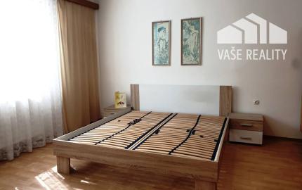 2-podlažný rodinný dom 320 m2 s pozemkom 1518 m2 - Bzince p. Javorinou