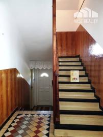 2-podlažný rodinný dom 320 m2 s pozemkom 1518 m2 - Bzince p. Javorinou