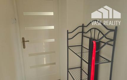 3 izbový dom v obci Lednica -Prenájom 