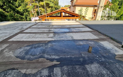 Monolitická betónová garáž s montážnou jamou a pivnicou - NMnV