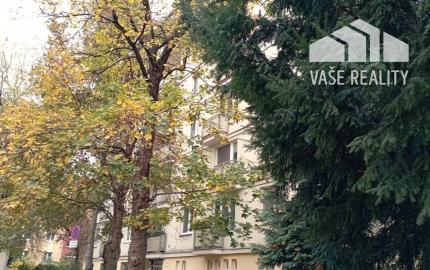 REZERVOVANÉ Veľký 3 izbový byt 74 m2 v blízkosti parku, Nitra 