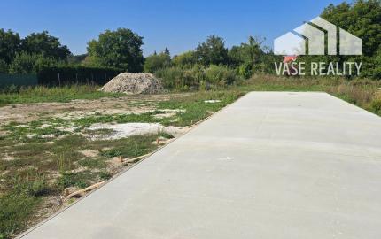 PREDAJ STAVEBNÝ POZEMOK 409 M² BOROVCE /VODA, ELEKTRINA, KANALIZÁCIA/