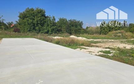 PREDAJ STAVEBNÝ POZEMOK 409 M² BOROVCE /VODA, ELEKTRINA, KANALIZÁCIA/