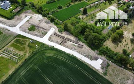 PREDAJ STAVEBNÝ POZEMOK 409 M² BOROVCE /VODA, ELEKTRINA, KANALIZÁCIA/