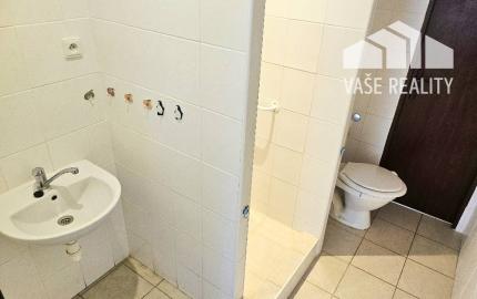 3 izbový byt Bánovce nad Bebravou - 76 m2/ SEVER / BALKÓN/ PIVNICA