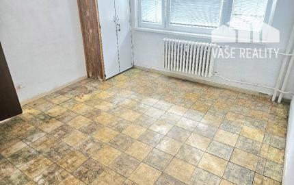 3 izbový byt Bánovce nad Bebravou - 76 m2/ SEVER / BALKÓN/ PIVNICA