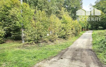 REKREAČNÁ CHATA-34m2 /UHROVEC- STRIEBORNICA/POZEMOK 491 m