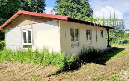 Rekreačný pozemok s chatou so súpisným číslom, Moravany nad Váhom