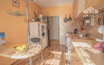 krásny 4-izbový byt s lodžiou a balkónom, 113 m², ul. Slavičie údolie,