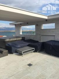 OSTROV VIR, luxusná  2-podlažná apartmánová villa v blízkosti pláže