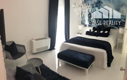 OSTROV VIR, luxusná  2-podlažná apartmánová villa v blízkosti pláže