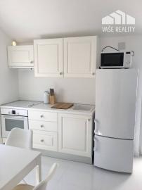 OSTROV VIR, luxusná  2-podlažná apartmánová villa v blízkosti pláže