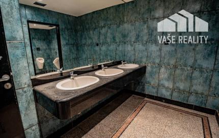 Obchodný priestor, 1207 m², Cintorínska ul, BA–I Staré Mesto