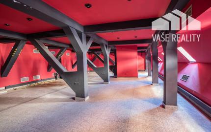 Obchodný priestor, 1207 m², Cintorínska ul, BA–I Staré Mesto