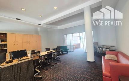 Na predaj obchodný priestor v polyfunkčnej budove, Vajnorská ul.