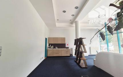 Na predaj obchodný priestor v polyfunkčnej budove, Vajnorská ul.