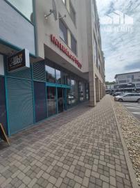 Na predaj obchodný priestor v polyfunkčnej budove, Vajnorská ul.