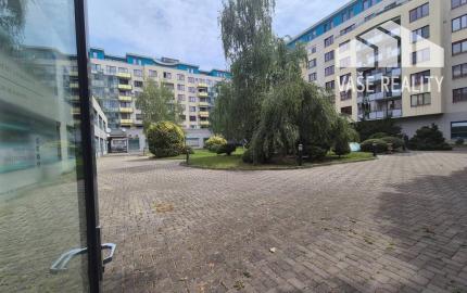 Na predaj obchodný priestor v polyfunkčnej budove, Vajnorská ul.