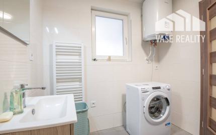 Štýlový 1-izbový byt v novostavbe s parkovacím miestom – Partizánske, 