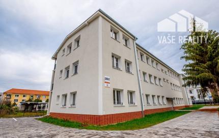 Štýlový 1-izbový byt v novostavbe s parkovacím miestom – Partizánske, 