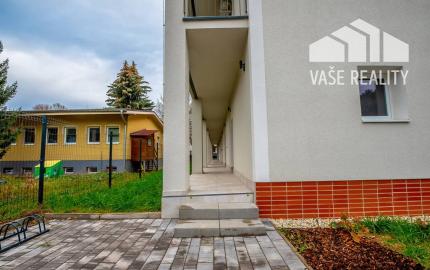 Štýlový 1-izbový byt v novostavbe s parkovacím miestom – Partizánske, 