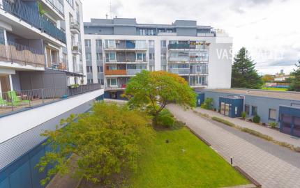 NA PREDAJ  Luxusný 2-izbový byt s dvoma balkónmi, garážou, Hrachová