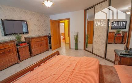 Krásny 7-izbový RD, 328 m² + 1389 m² pozemok, Trebostovo, okres Martin