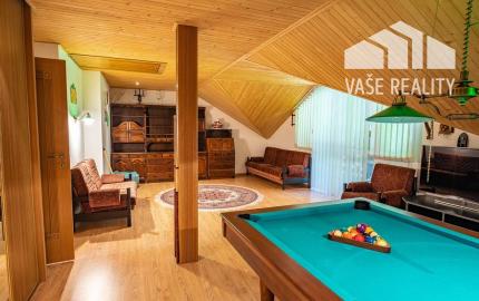 Krásny 7-izbový RD, 328 m² + 1389 m² pozemok, Trebostovo, okres Martin