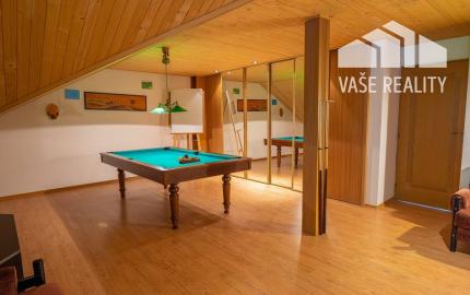 Krásny 7-izbový RD, 328 m² + 1389 m² pozemok, Trebostovo, okres Martin