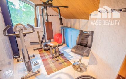 Krásny 7-izbový RD, 328 m² + 1389 m² pozemok, Trebostovo, okres Martin