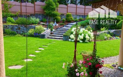 Krásny 7-izbový RD, 328 m² + 1389 m² pozemok, Trebostovo, okres Martin