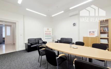 Na prenájom administratívny priestor, 137 m², Jakubovo nám., Staré Mes