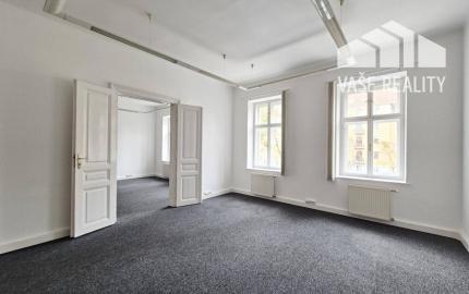 Na prenájom administratívny priestor, 137 m², Jakubovo nám., Staré Mes