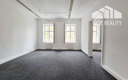 Na prenájom administratívny priestor, 137 m², Jakubovo nám., Staré Mes