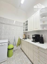 Na prenájom administratívny priestor, 137 m², Jakubovo nám., Staré Mes