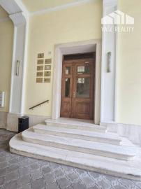 Na prenájom administratívny priestor, 137 m², Jakubovo nám., Staré Mes