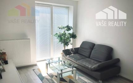 PRENÁJOM  Bánovce nad Bebravou  / 1 IZBOVÝ VEĽKOMETRÁŽNY BYT / ZARIADE