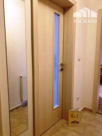 Na prenájom moderný 2-izbový byt po kompletnej rekonštrukcií - NMnV