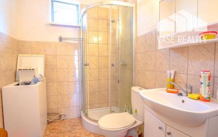 Priestranný rodinný dom s veľkým pozemkom – Bernolákova, Šaľa  