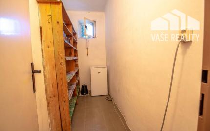 Priestranný rodinný dom s veľkým pozemkom – Bernolákova, Šaľa  