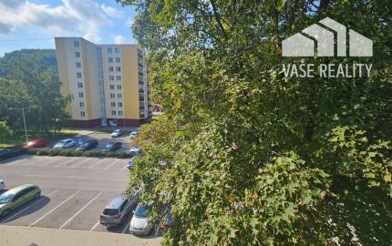 REZERVOVANÝ - Trojizbový byt v kúpeľnom meste Trenčianske Teplice 