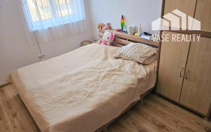 RODINNÝ DOM - PODLUŽANY - 4 IZBOVÝ -148 M2 NA POZEMKU 1049 M2