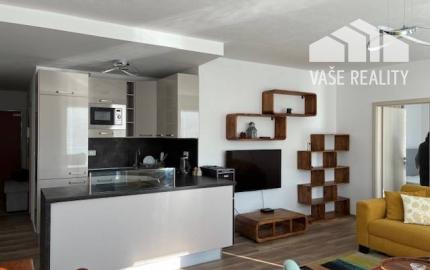 Predám 3 izbový byt Trenčianske Teplice, Terasa a Parkovacie miesto