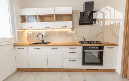 Na predaj novozrekonštruovaný 3-izb. byt s balkónom, 76 m², J. Smreka