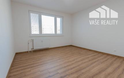 Na predaj novozrekonštruovaný 3-izb. byt s balkónom, 76 m², J. Smreka