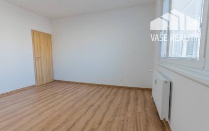 Na predaj novozrekonštruovaný 3-izb. byt s balkónom, 76 m², J. Smreka