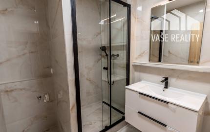 Na predaj novozrekonštruovaný 3-izb. byt s balkónom, 76 m², J. Smreka