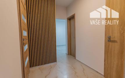 Na predaj novozrekonštruovaný 3-izb. byt s balkónom, 76 m², J. Smreka